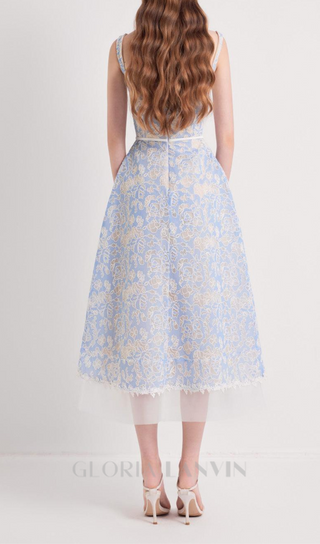 A-LINE SQUARE NECK EMBROIDERED LACE MIDI DRESS IN BLUE