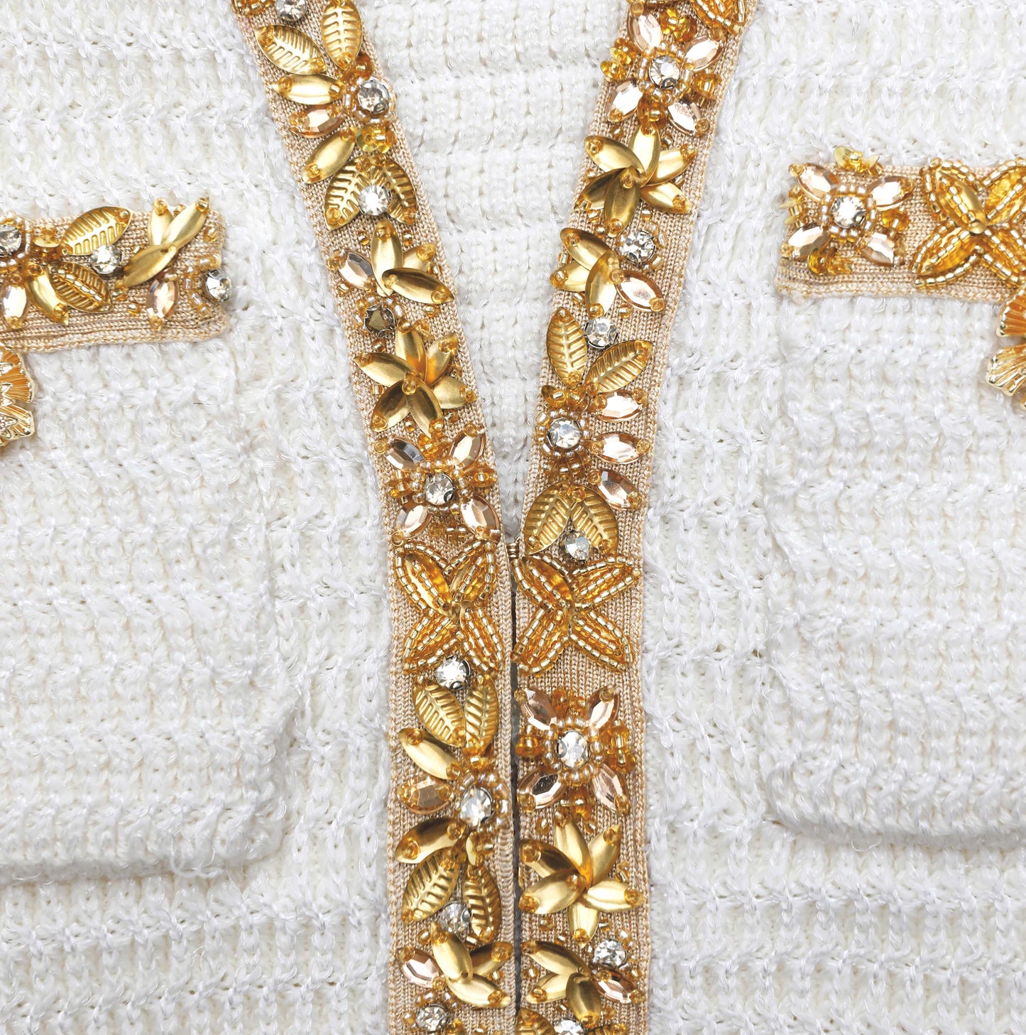 cremefarbenes Minikleid aus Lurexstrick