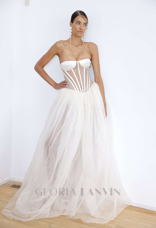 ODILE STRAPLESS GOWN IN WHITE