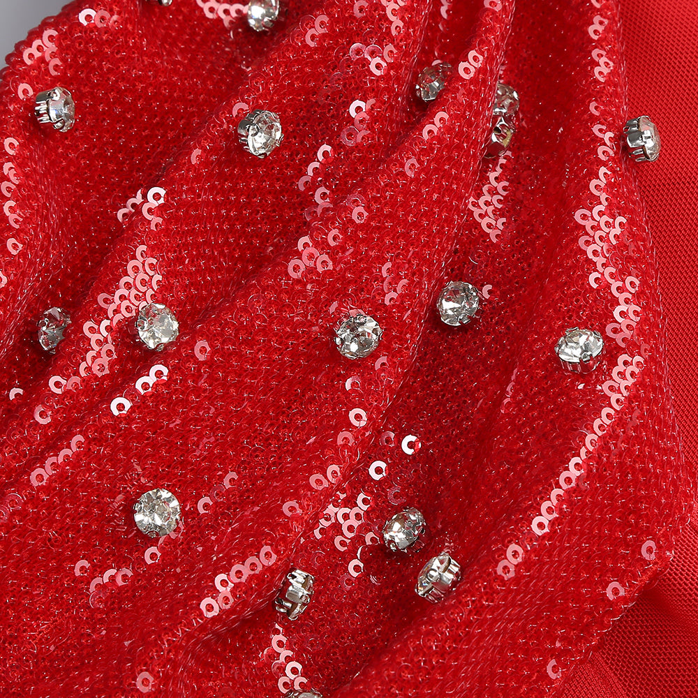 ELMA ONE-SCHULTER-MAXIKLEID MIT KRISTALLDETAILS UND HOCHGESCHLITZ IN ROT