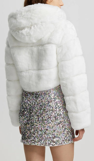 FAUX FUR HOODED COAT IN WHITE