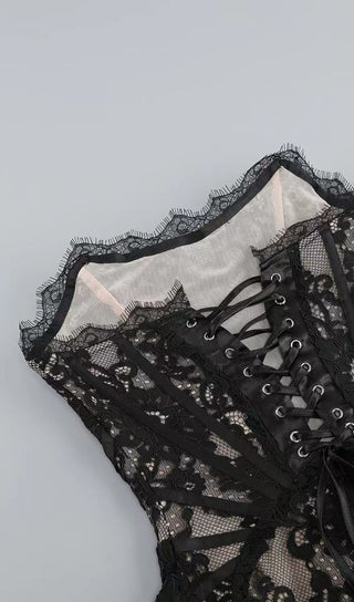 ROBE MINI SANS BRETELLES À APPLICATIONS DE DENTELLE NOIR