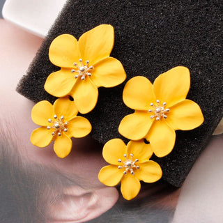 DOUBLE FLOWER EARRINGS sis label YELLOW 