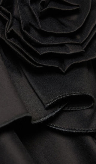 RUFFLE-DETAIL HALTER CROP TOP IN BLACK DRESS STYLE OF CB 