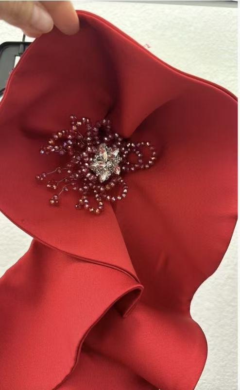 Suzanne Blumen-Meerjungfrauen-Maxikleid aus Crêpe in Rot