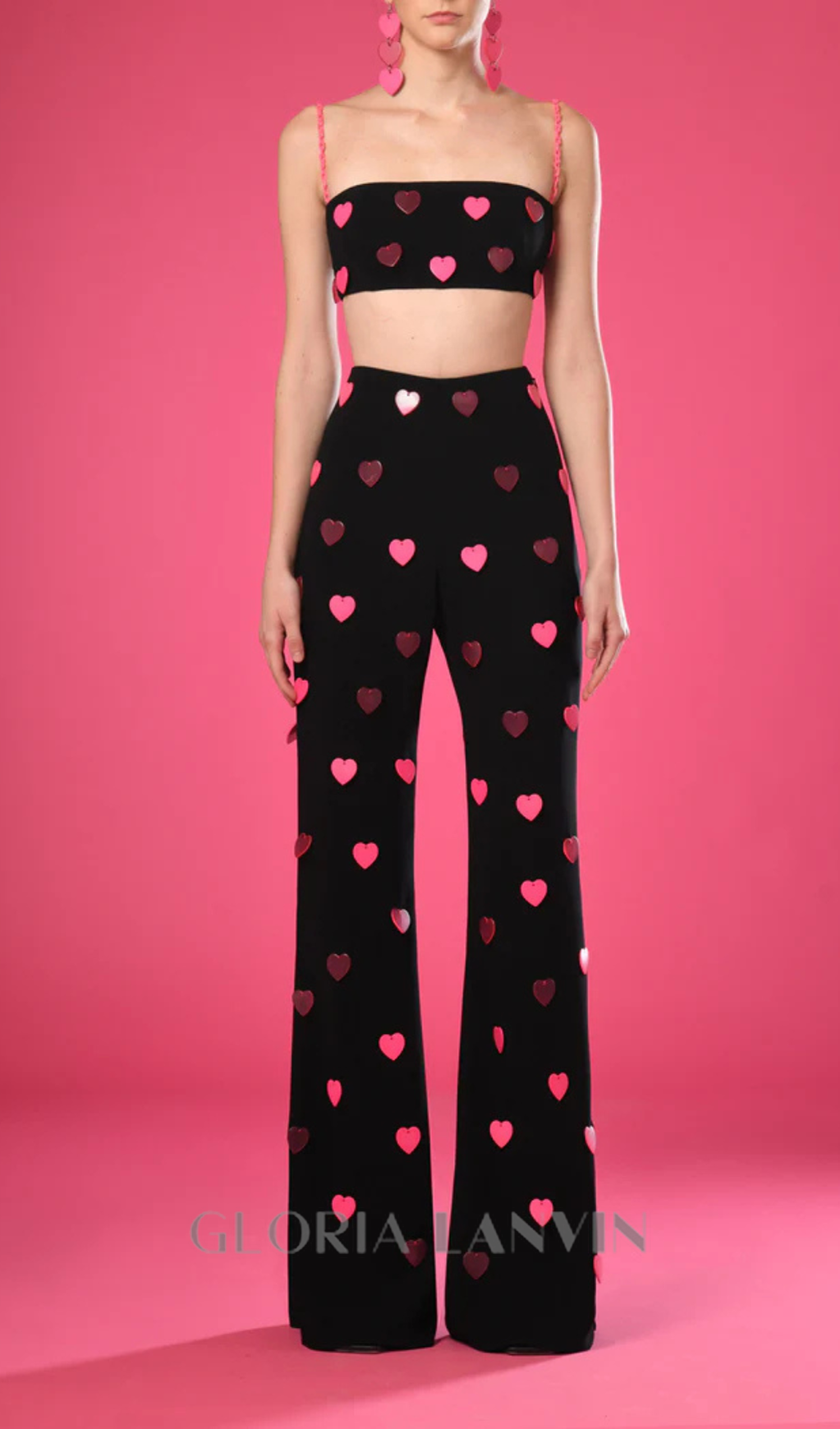 Ensemble rose haut et pantalon à cœurs
