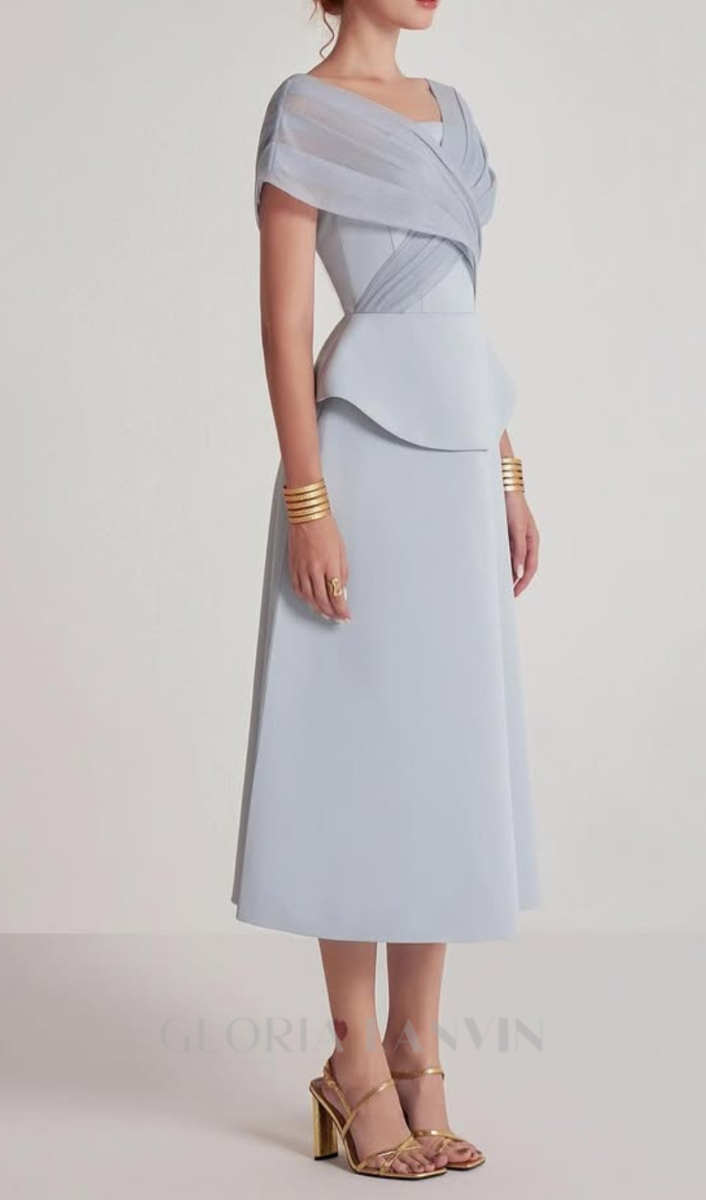 Hellgraues Midikleid mit Mesh-Patchwork-Muster