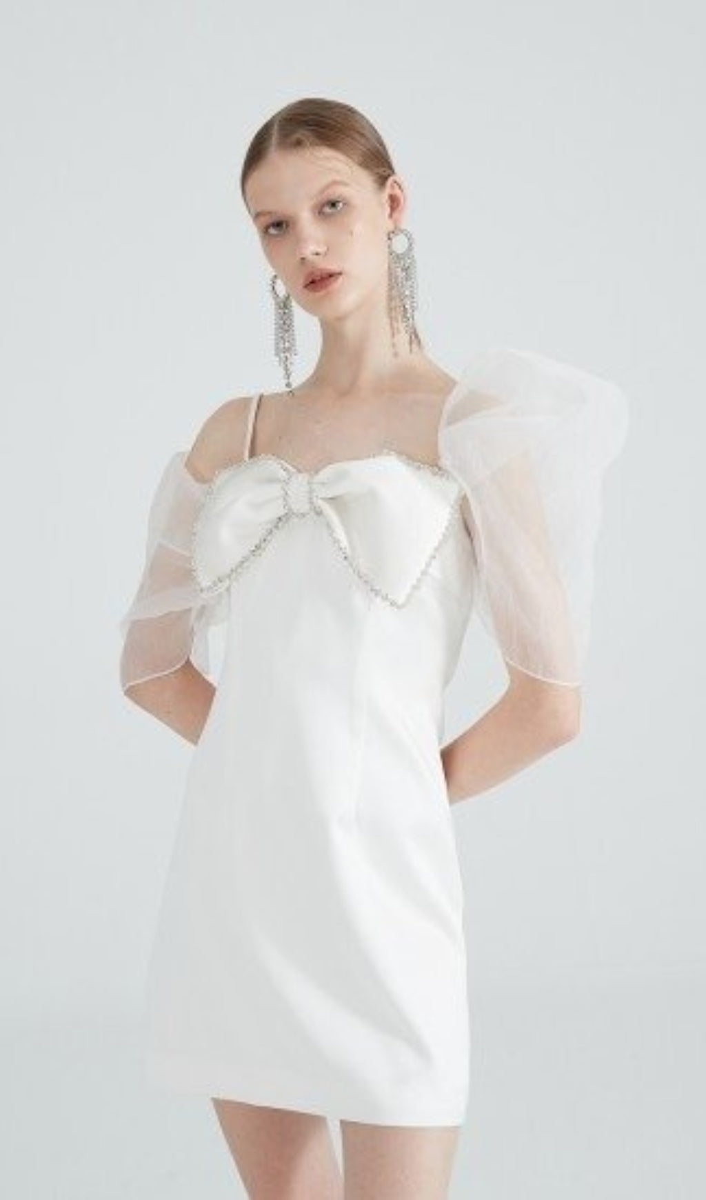 ROBE MINI À NŒUD À MANCHES BOUFFANTES BLANCHE