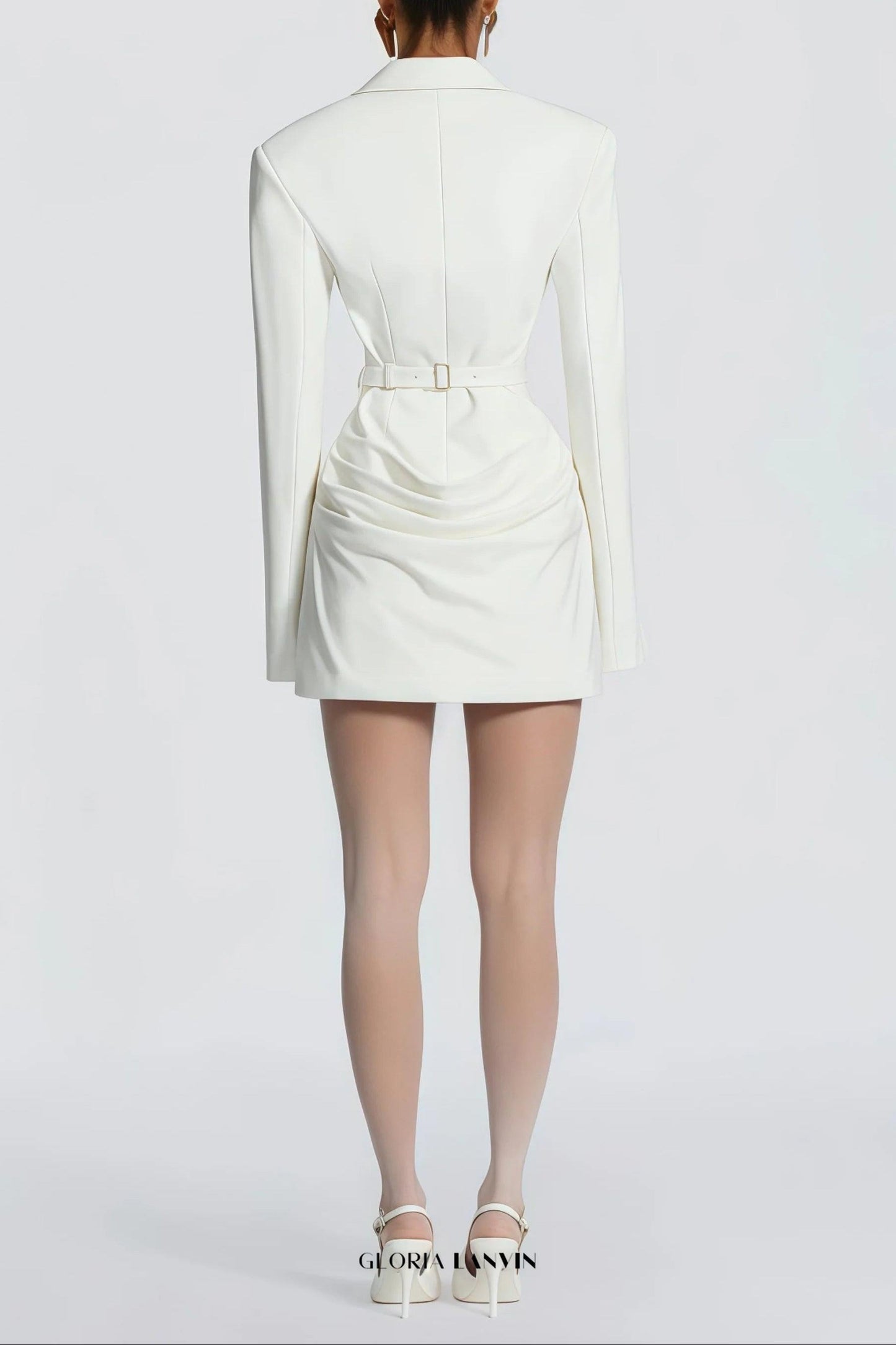 Robe blazer courte froncée à col en V Amelia blanche