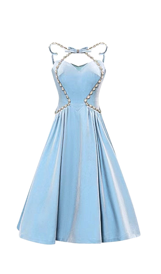 ROBE DE PRINCESSE BLEU CLAIR CRISTAL