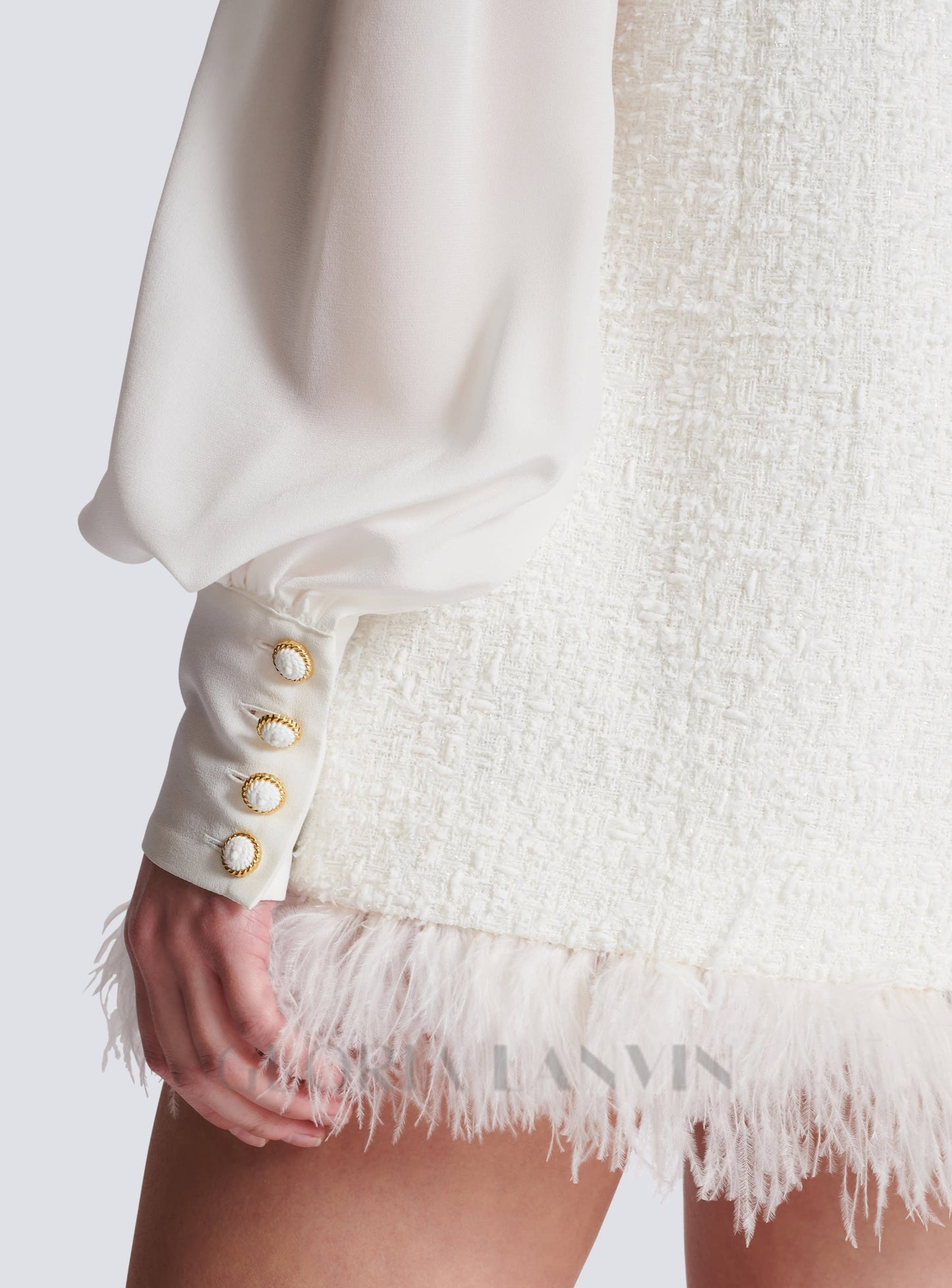 Weißes Tweed-Minikleid mit Schleifenkragen