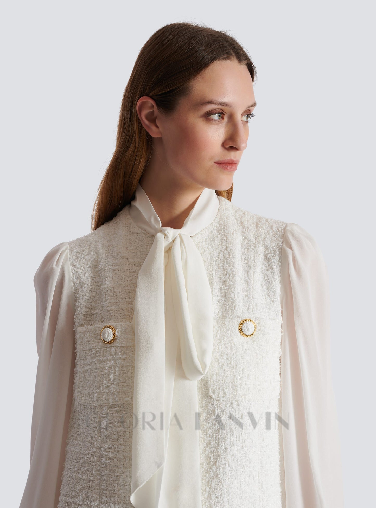 Weißes Tweed-Minikleid mit Schleifenkragen