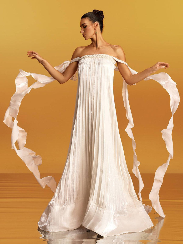 quintina Off Shoulder Pleated Maxi Dress in apricot