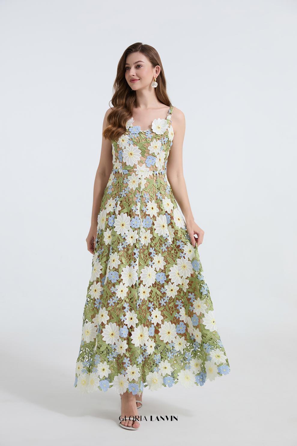 Celeste Maxikleid mit floralem Lochmuster in Grün