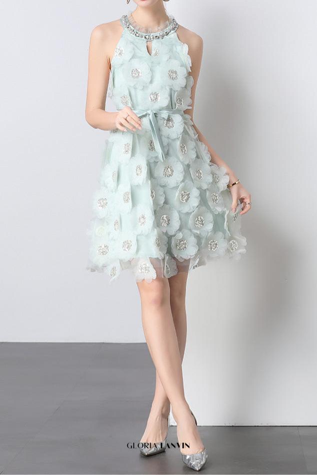 Chloe Strass-Minikleid mit 3D-Blumenapplikationen in Mint