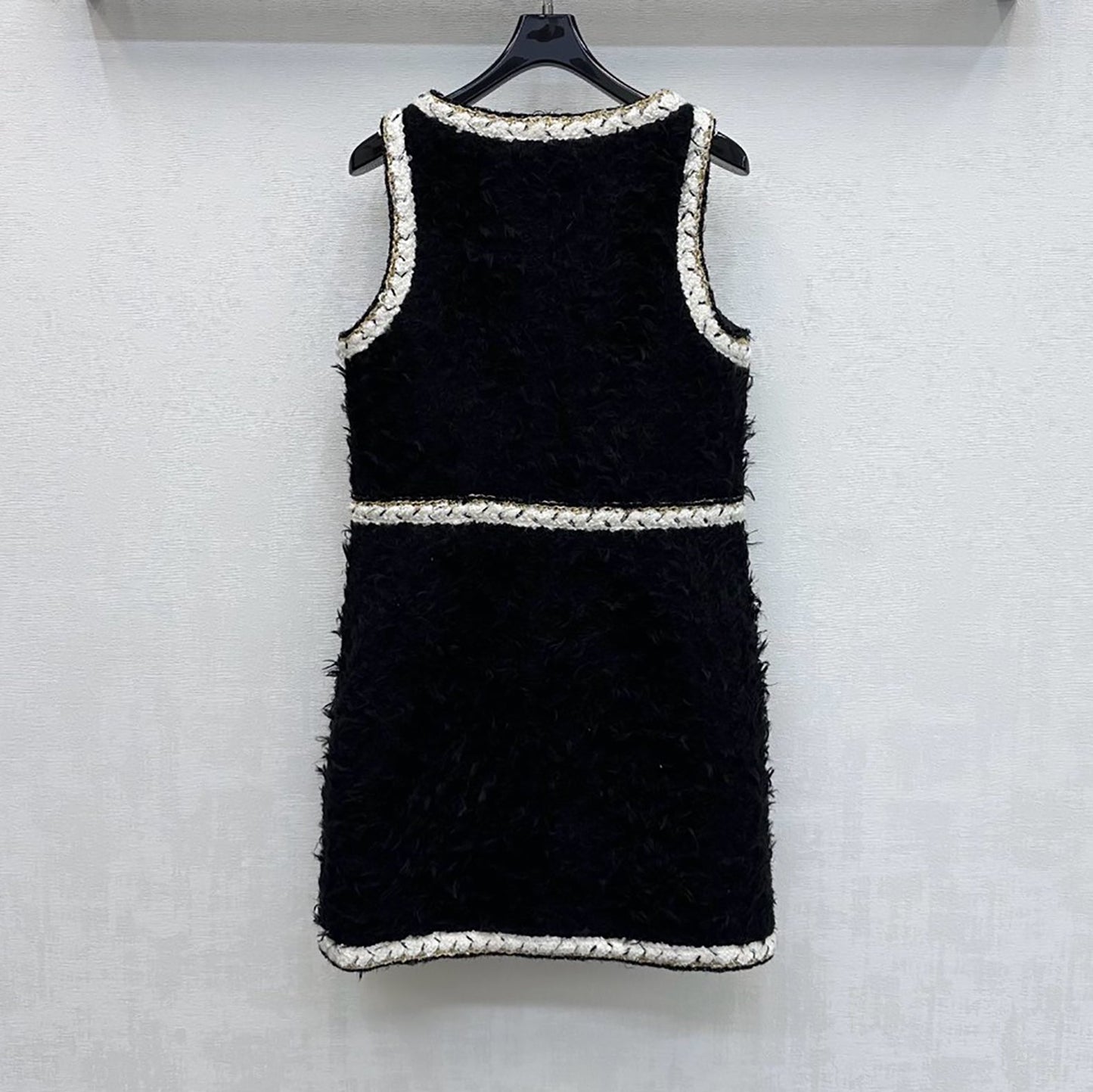Wool Tweed sleeveless Short Dress in black