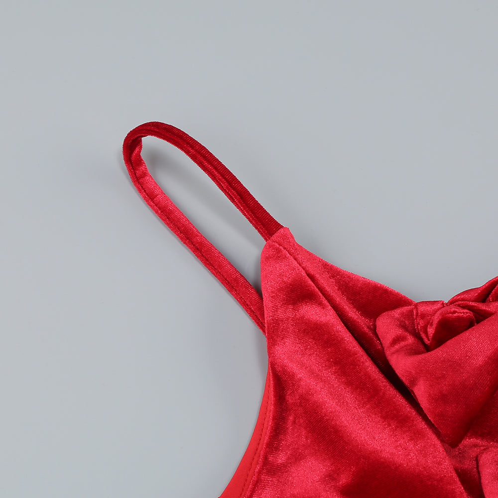 HILDA SAMTKLEID MIT SCHLEIFENVERZIERUNG IN ROT