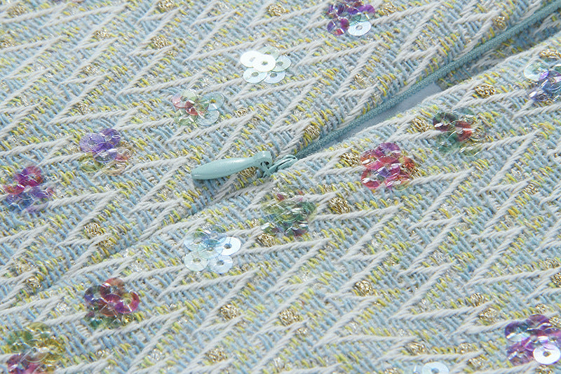 FLORALE TWEED-KNÖPFE-JACKE + MINIROCK