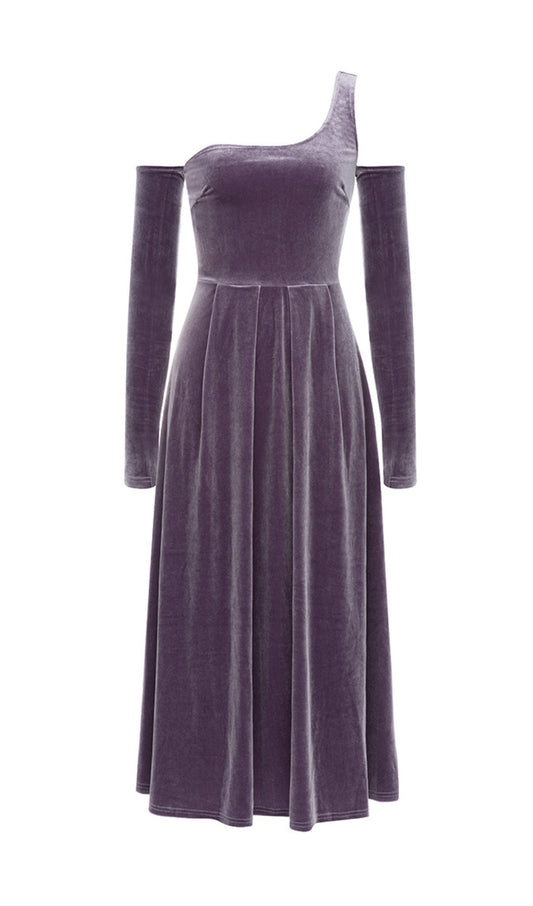 ROBE MIDI À MANCHES LONGUES EN CACHEMIRE À UNE ÉPAULE