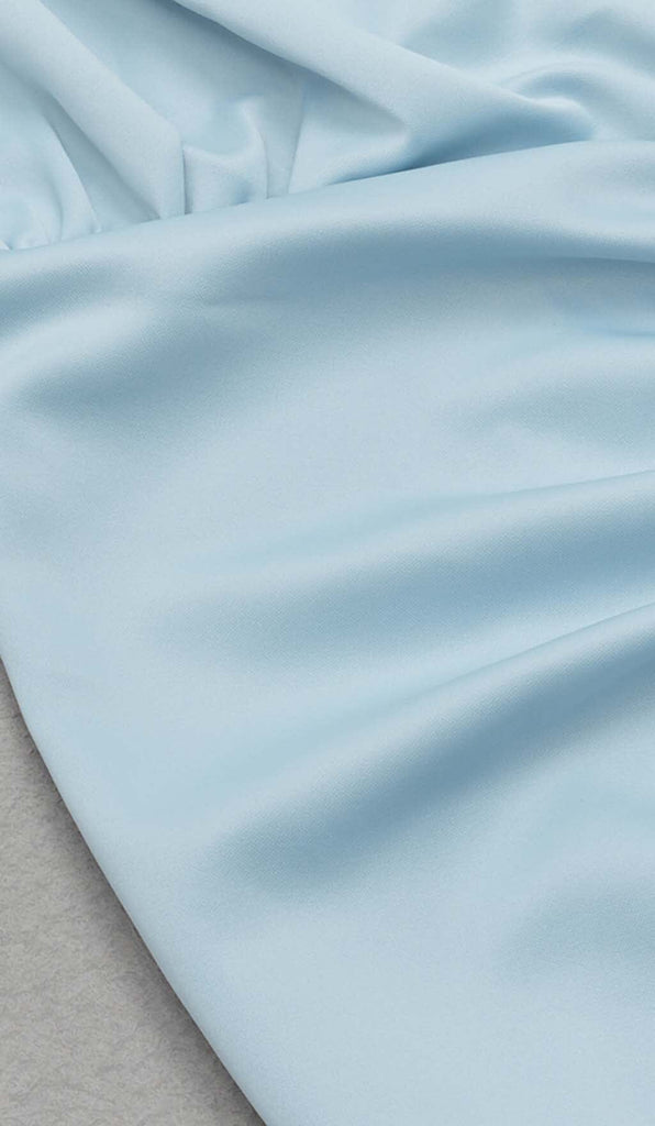 SLEEVELESS THIGH SLIT DRESS IN LIGHT BLUE DRESS STYLE OF CB 